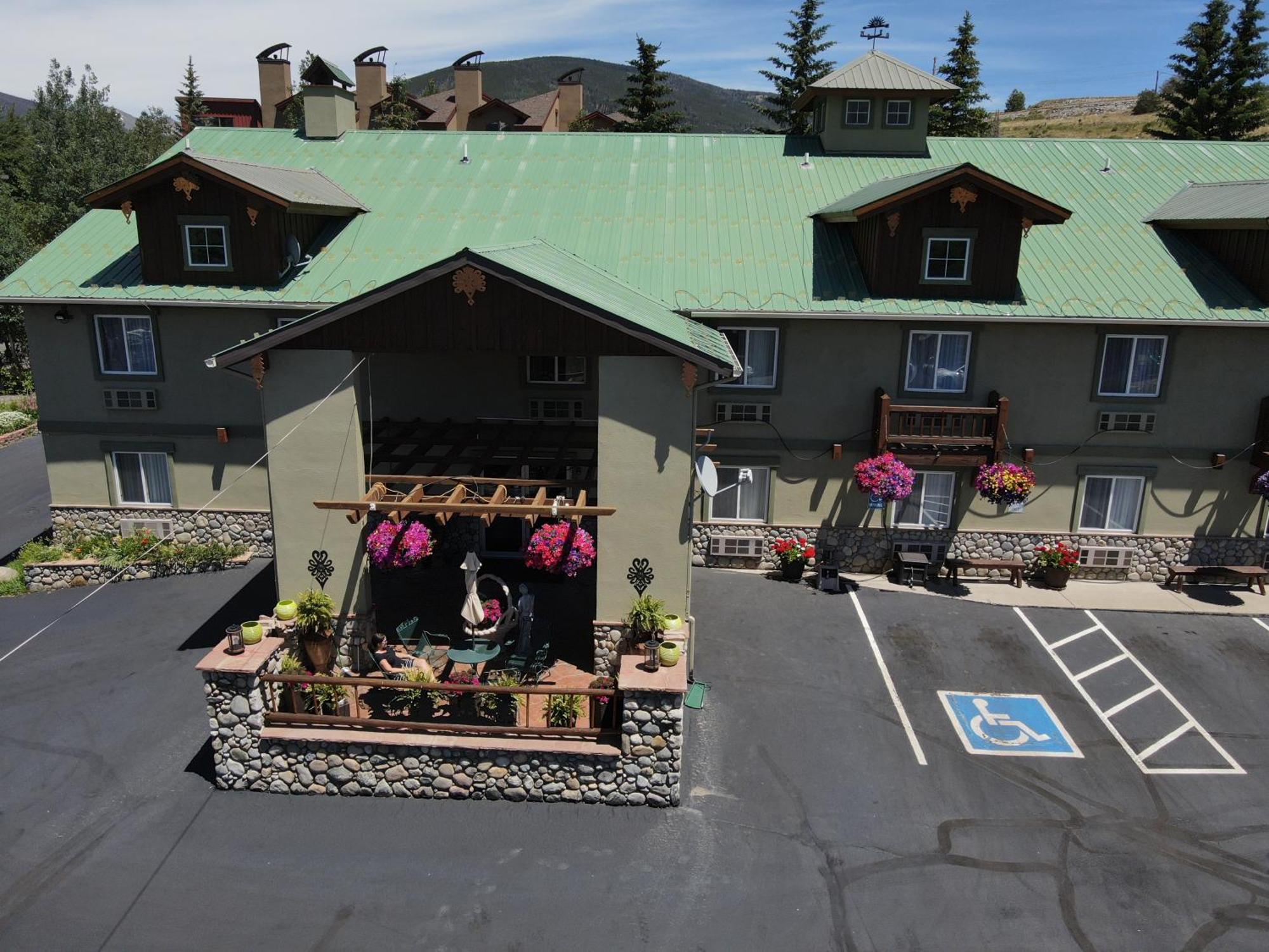 Dillon Inn Bagian luar foto